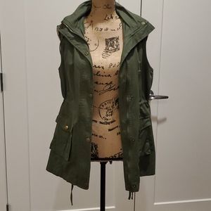Army green vest